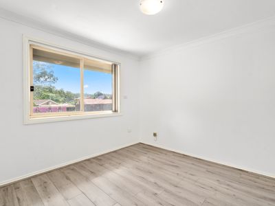 9 Lismore Close, Bossley Park