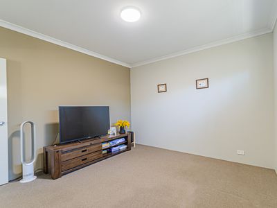 2 / 13 Thomas Way, Kardinya