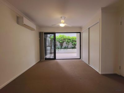 1 / 21 Fenton Street, Fairfield