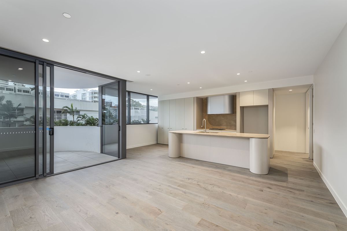 Brand new beach side abode in the heart of Kirra 