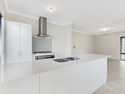 48 Skysail Avenue, Alkimos