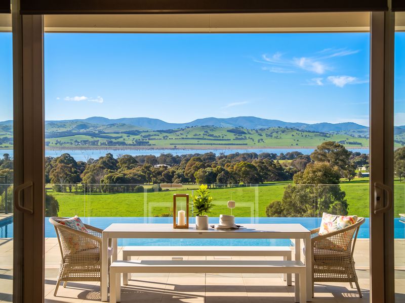 57 Eagle Rise Road, Table Top