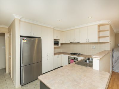 145 Halloran Drive, Jerrabomberra