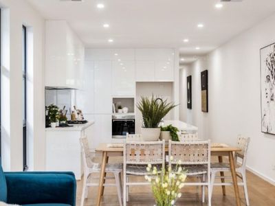 52B Forest Avenue, Newton