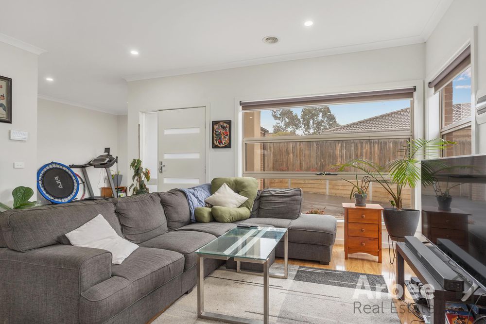 2 / 5 Lilly Pilly Court, Darley