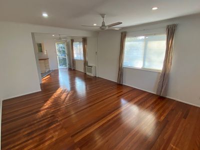 16 William Street, Rochedale South