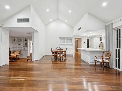 36 Bay Road, Claremont