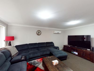 6 Shetland Avenue, Dubbo