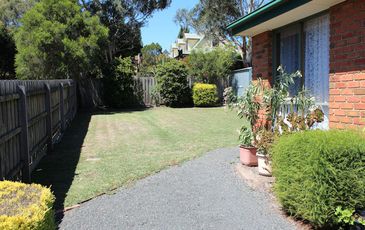 8 Euroa Avenue, Berwick