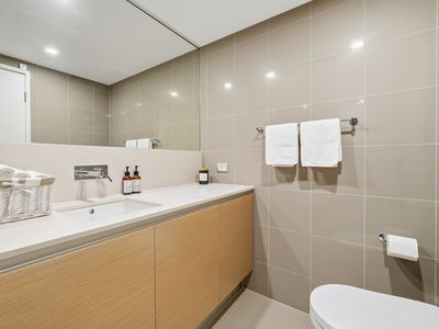 1401 / 96 Bow River Crescent, Burswood