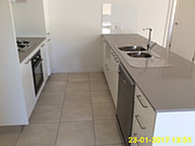 2 / 12 Serengetti Street, Harristown