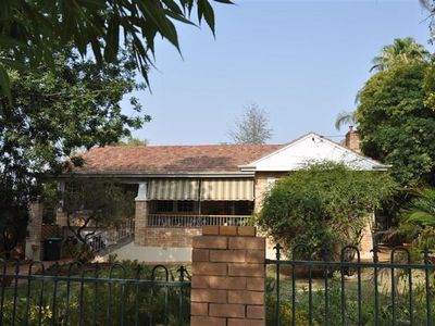 61 Church Street, Forbes