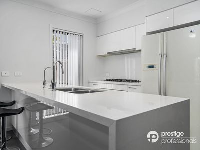 4 Bartholomew Circuit, Moorebank