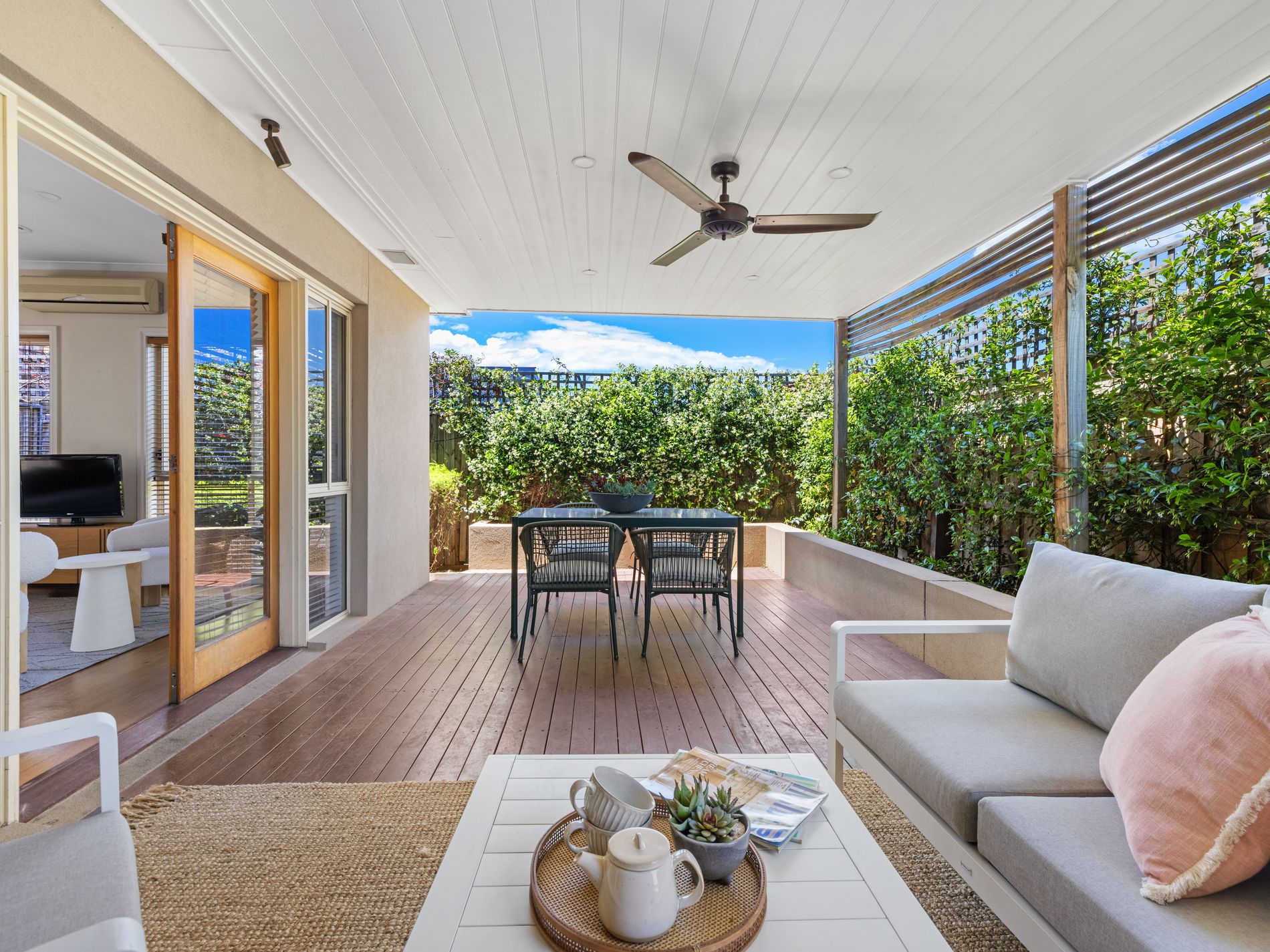 2 / 198 Civic Parade, Altona