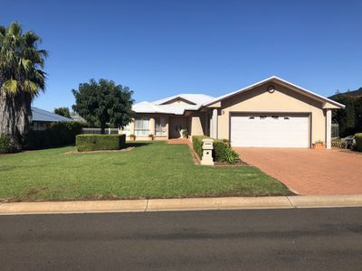 3 Lakeside Circuit, Dubbo