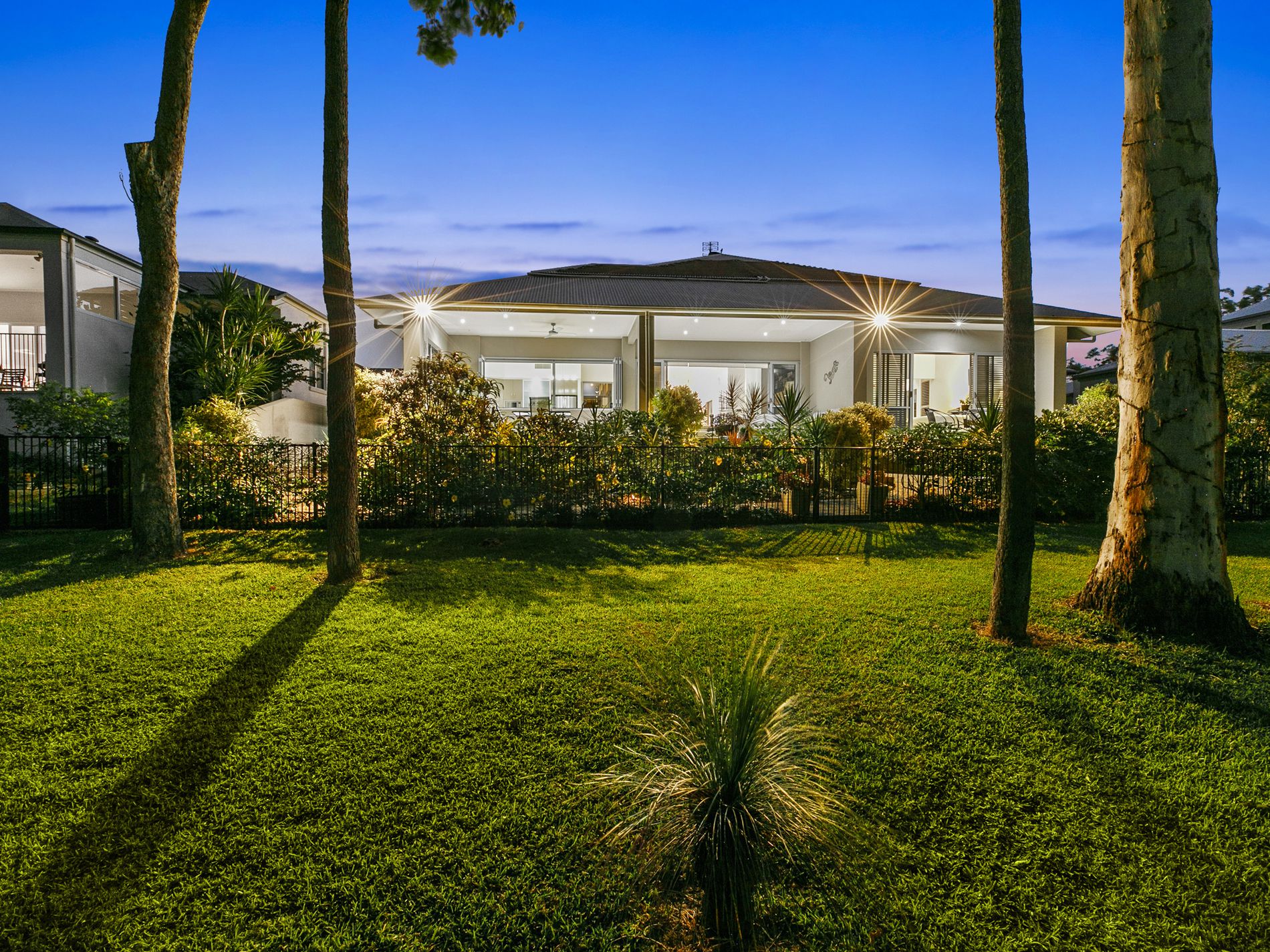 14 Lakeside Drive, Peregian Springs