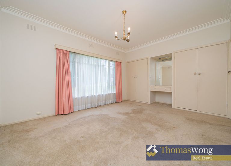 53 Greythorn Road, Balwyn North