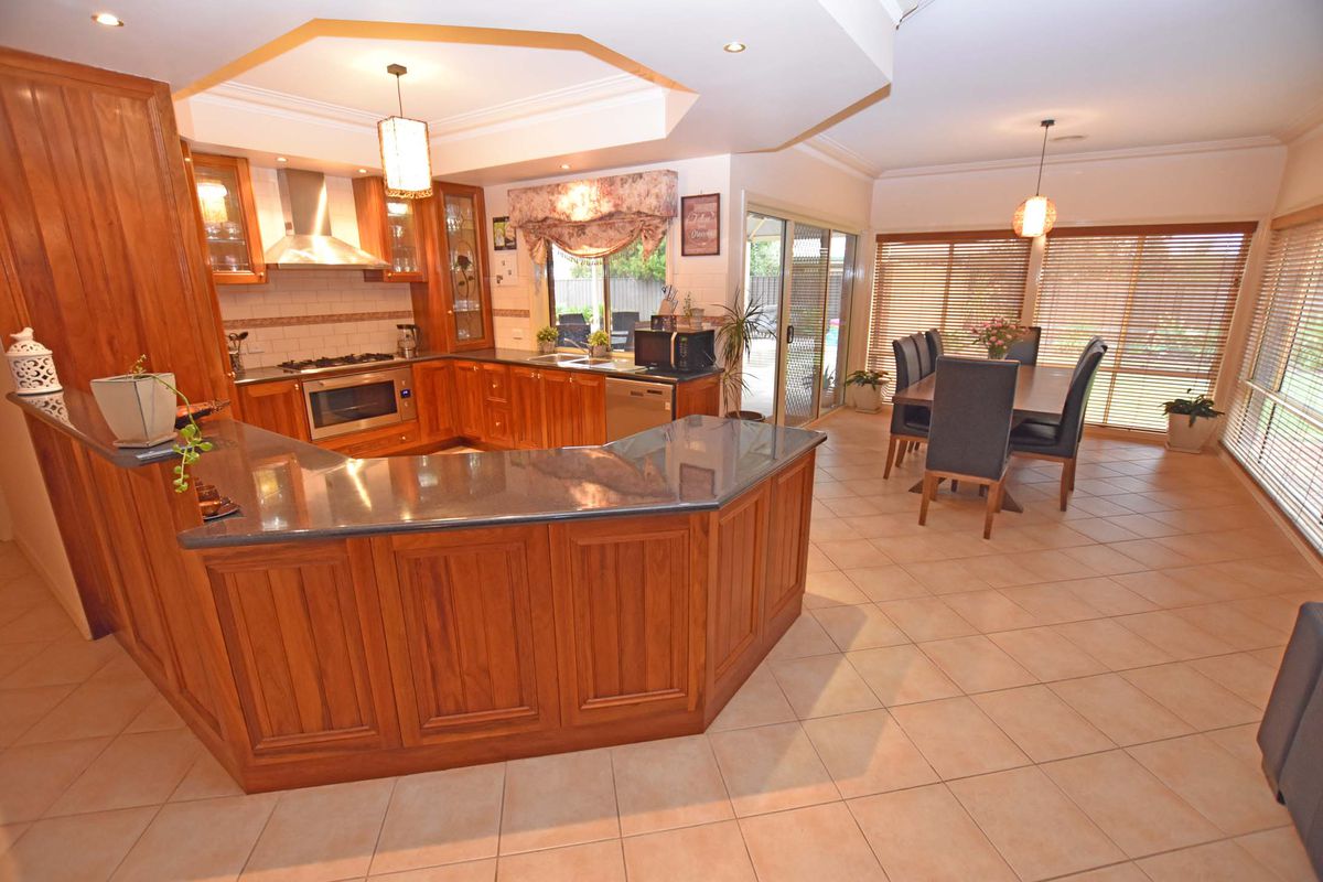 16 Deakin Grove, Tongala