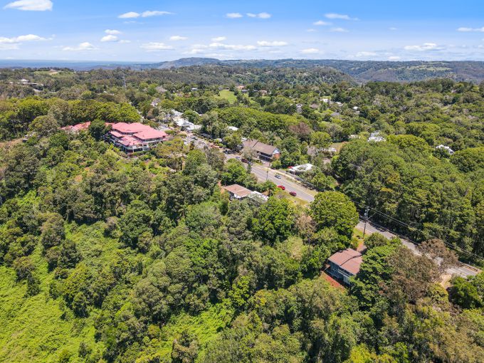 115 Main Street, Montville