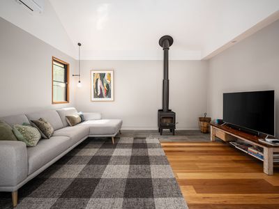 36 FINCH STREET, Beechworth