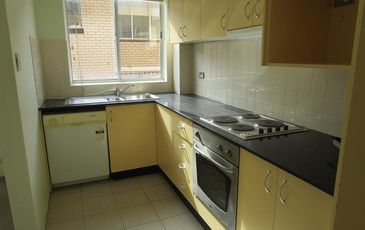 11 / 106 Mount St, Coogee