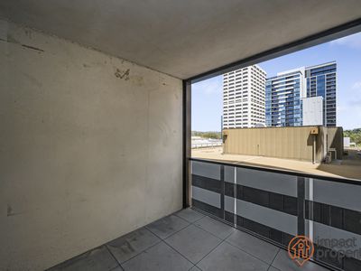 620 / 15 Bowes Street, Phillip