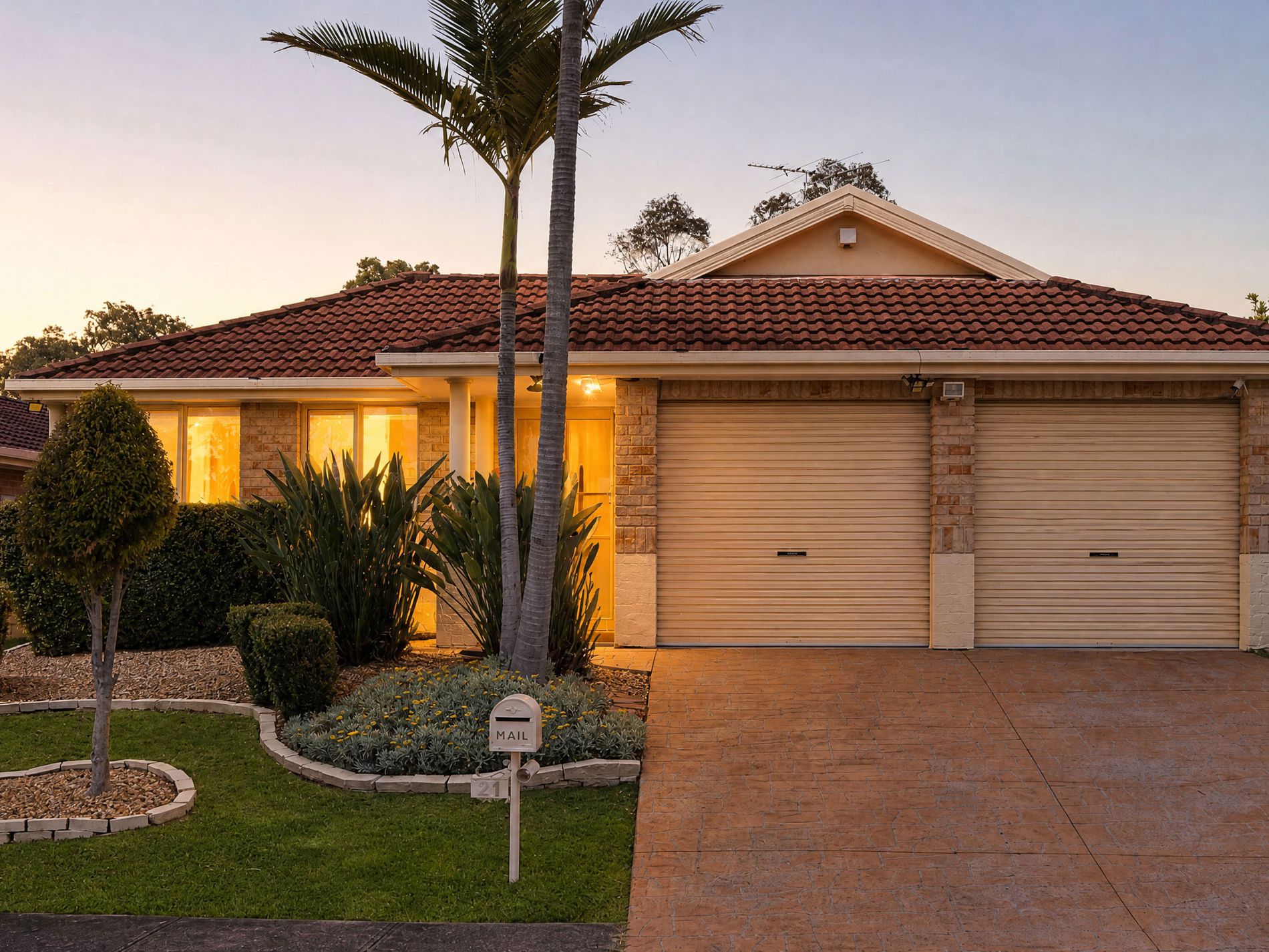 21 Gungarlin Drive, Horningsea Park