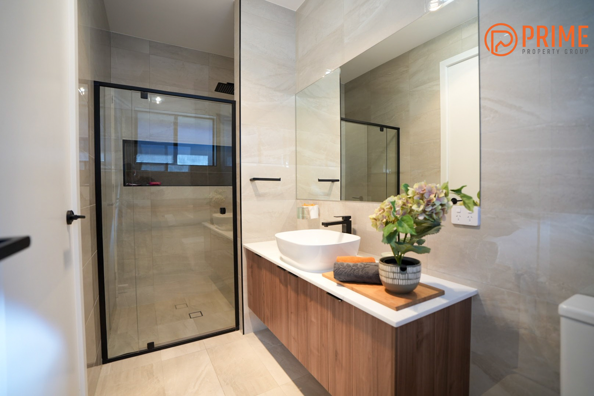 1B Cox Terrace, Northfield