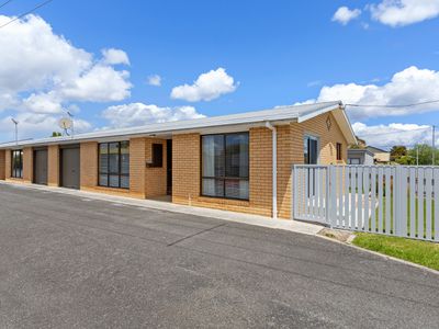 1 / 16 West Jenner Street, Wynyard