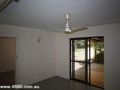 10 Meeroo Street, Kuranda