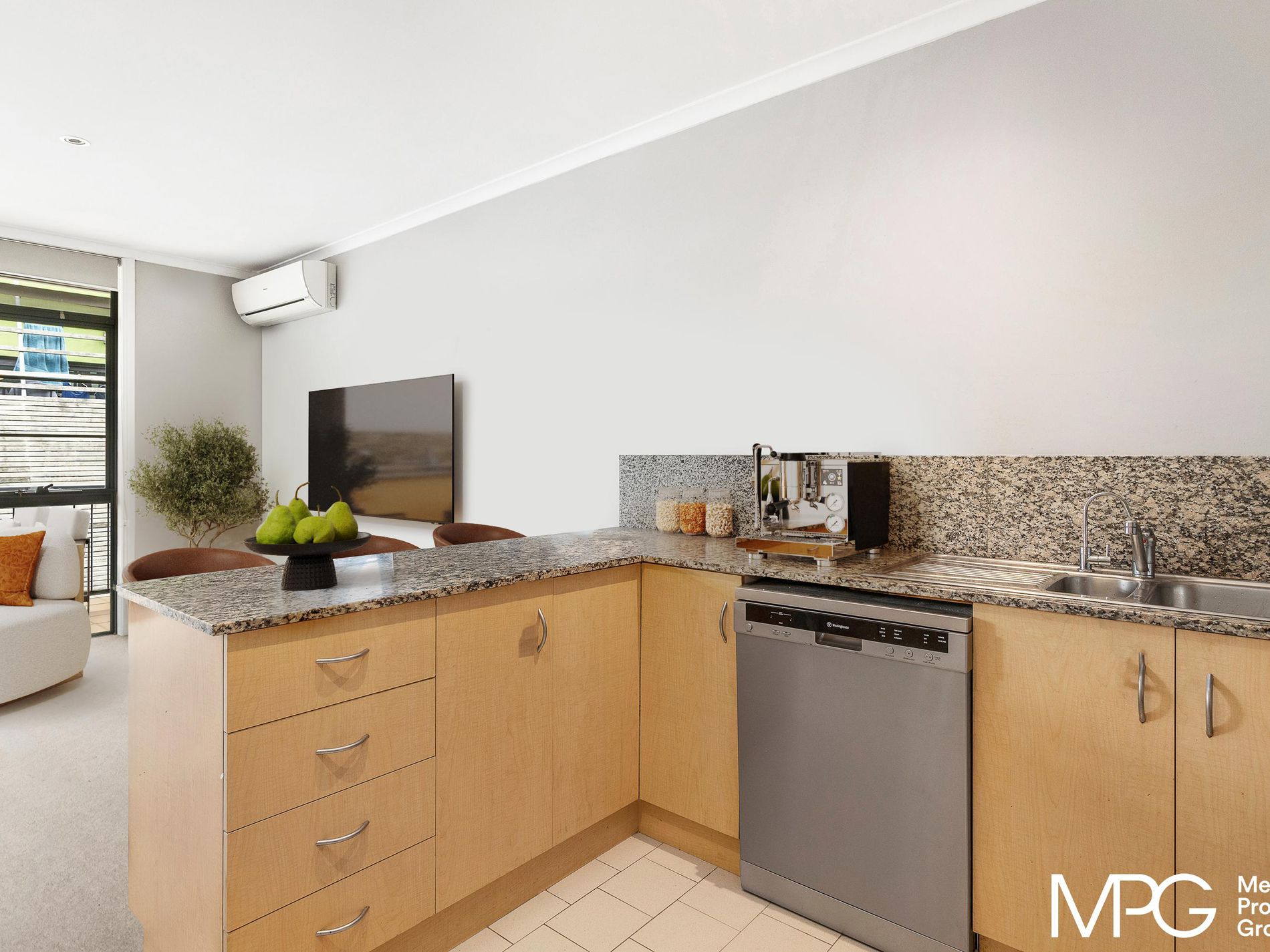 27 / 62 Wellington Street, St Kilda