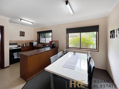 2 / 31 George Street, Horsham
