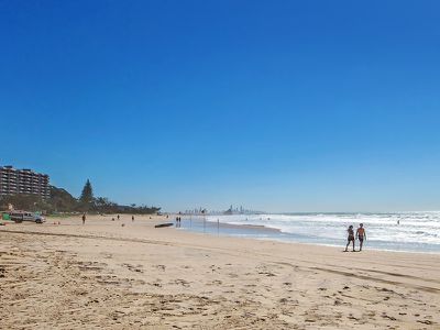 16F / 973 Gold Coast Highway, Palm Beach