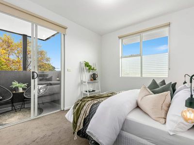 8 / 4 Gillies Street, Essendon North