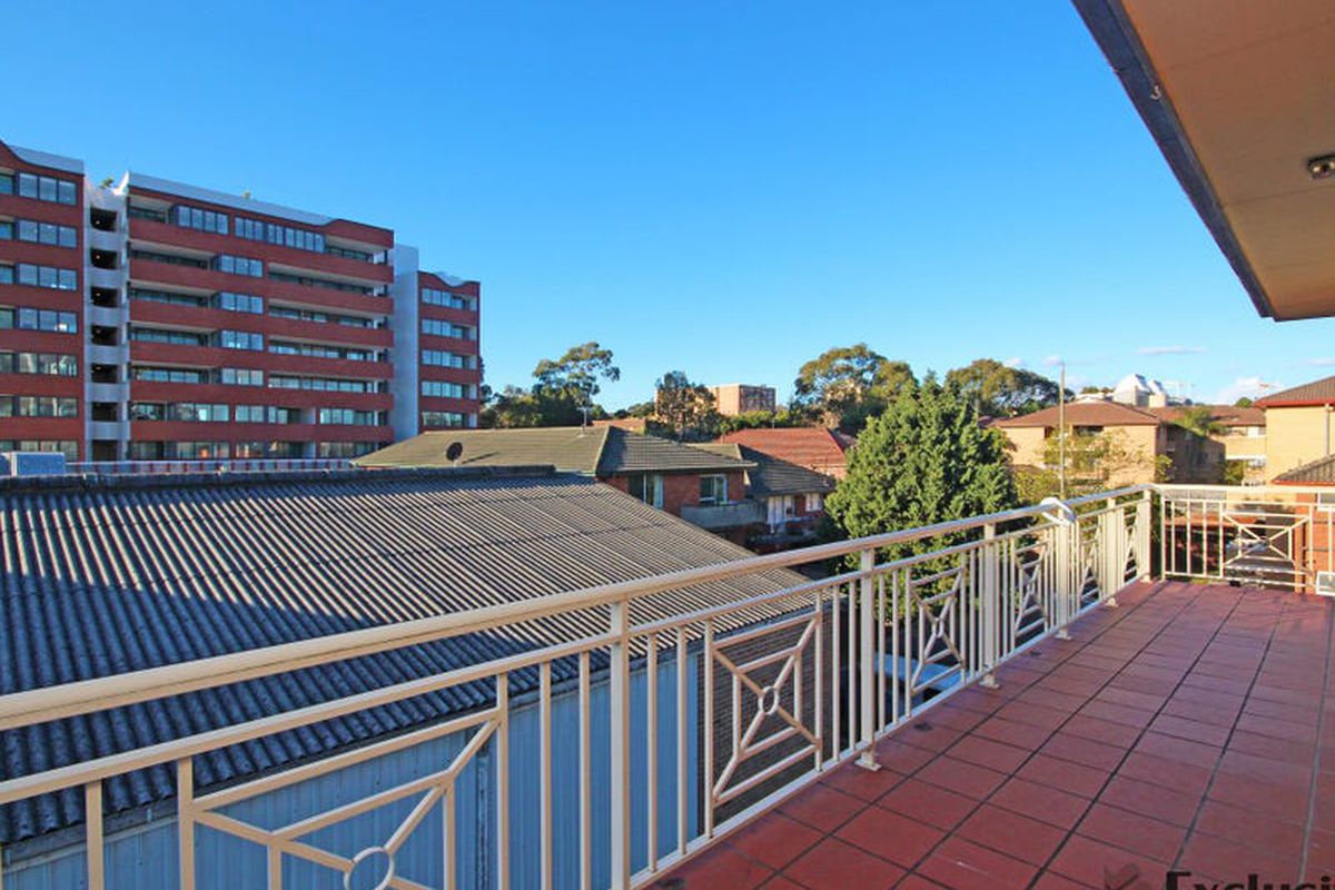 6 / 25 Lyons Street, Strathfield