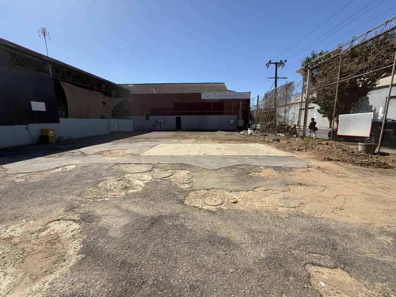 Outside Bay E / 49-51 Lipson Street, Port Adelaide