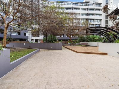 1719 / 1 Grandstand Parade, Zetland