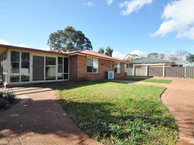 12 Erica Close, Dubbo