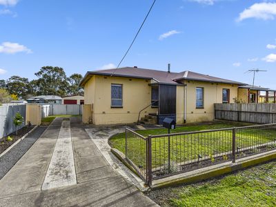 4 Dodge Street, Millicent
