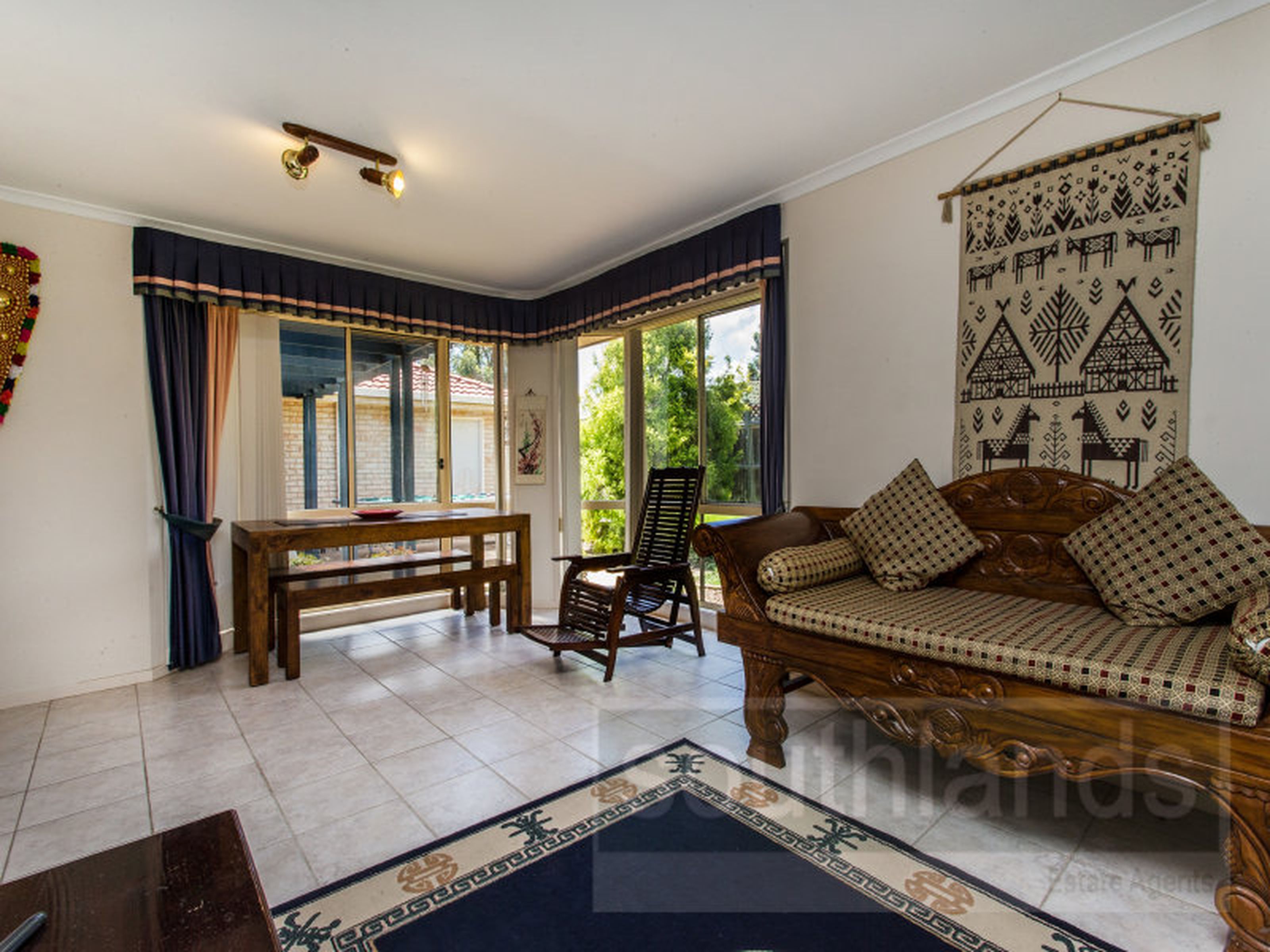 4 Brigadoon Ave, GLENMORE PARK