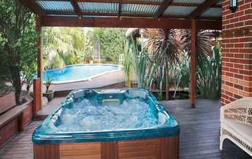 8 Grove Gardens, Berwick