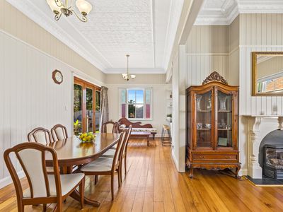 120 Holberton Street, Newtown