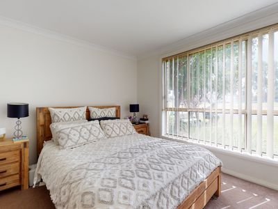 8 Lansdowne Drive, Dubbo
