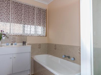 Unit 2 / 5-7 Aldridge Court, Claremont
