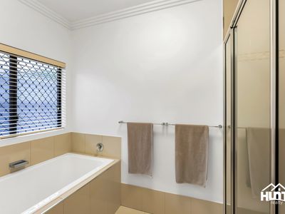 16 Conway Close, Bentley Park