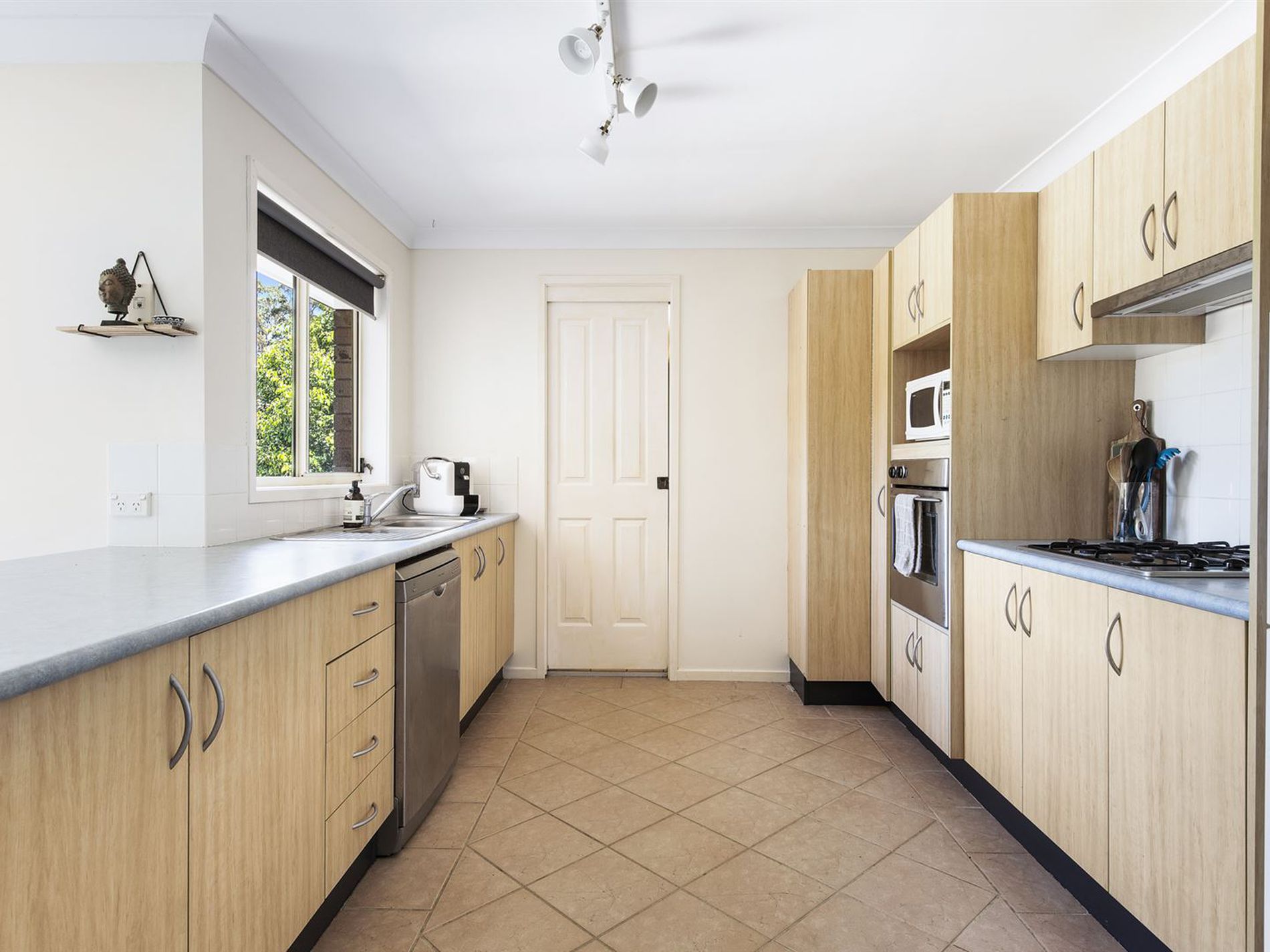 25 Bushland Avenue, Mollymook