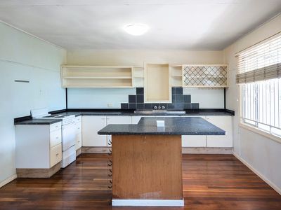 63 Poinciana Street, Inala