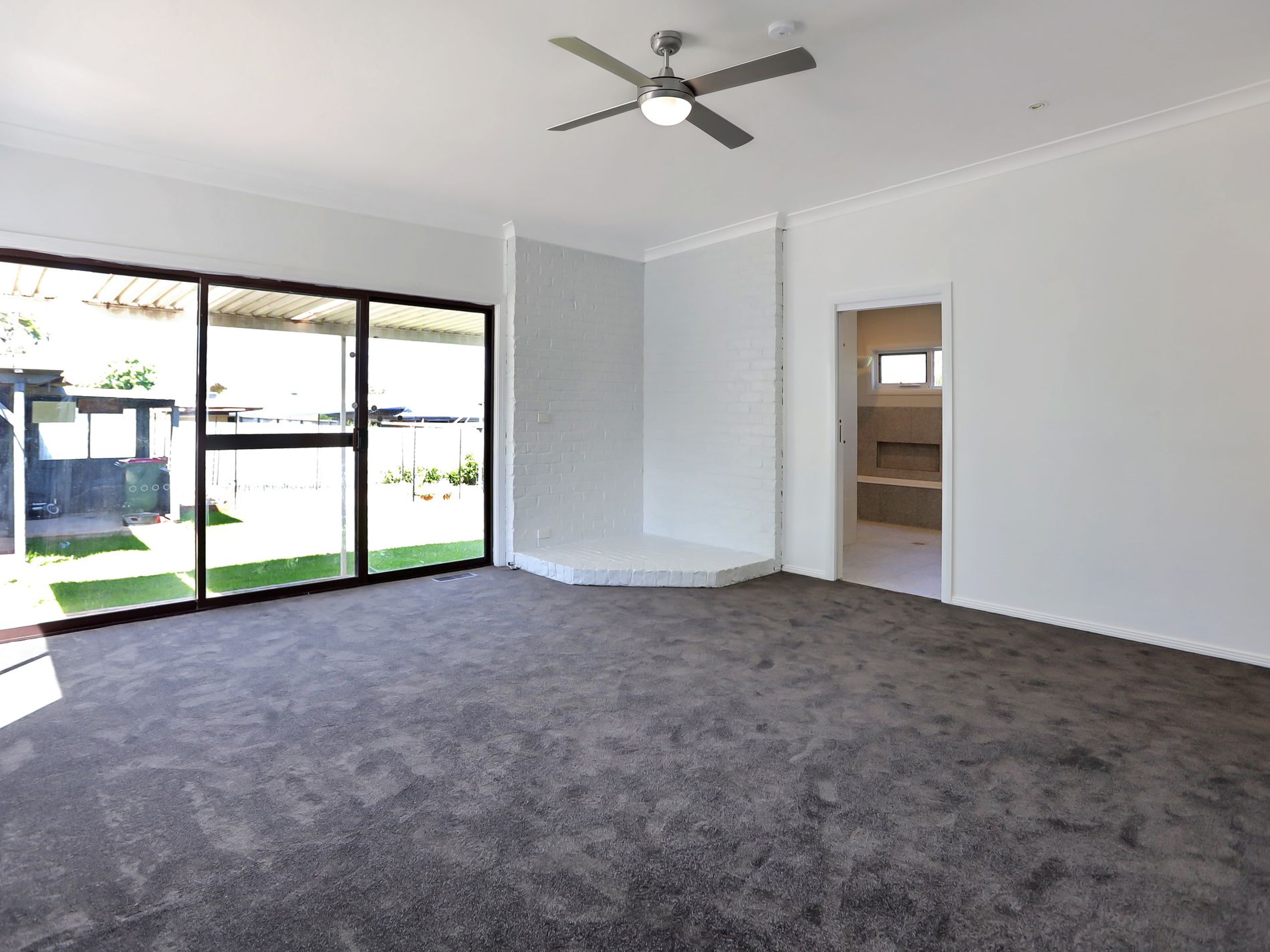 17 Regent Street, Forbes