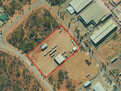 32 Wilurarra Road, West Kalgoorlie