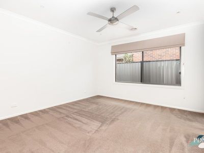 2 Loma Court, Tarneit